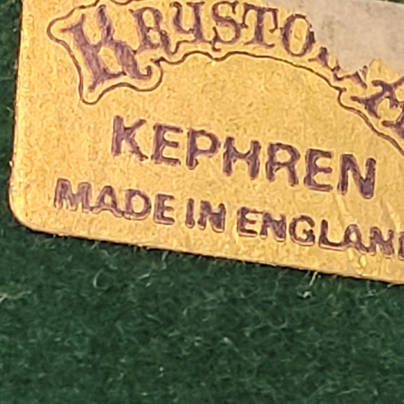 RARE VINTAGE 1988 COLECTIBAL WORLD OF KRYSTONIA FIGURINE. MADE IN ENGLAND - Picture 11 of 15